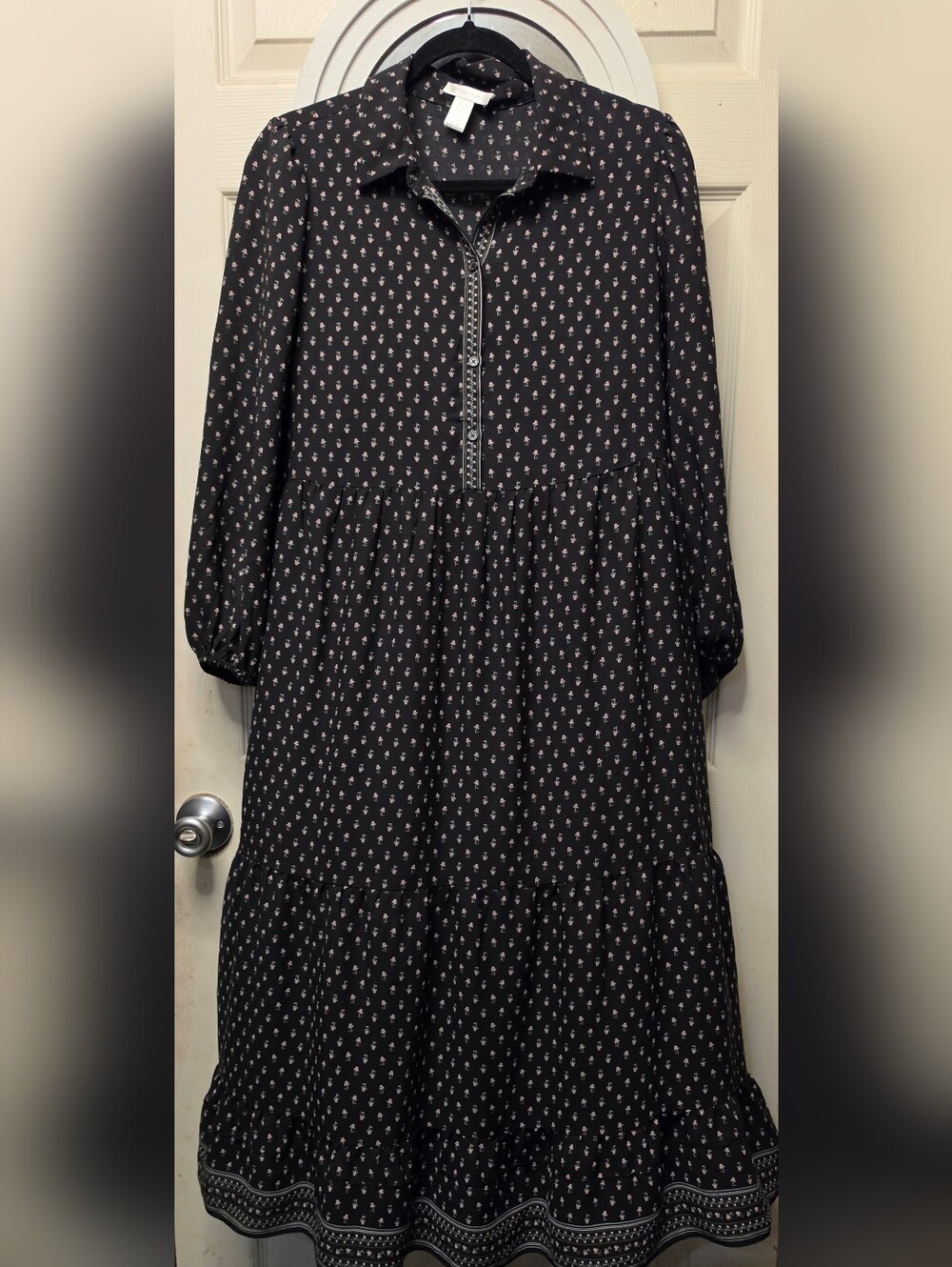 London Times Black Long-Sleeve Tiered Dress with White Floral Print